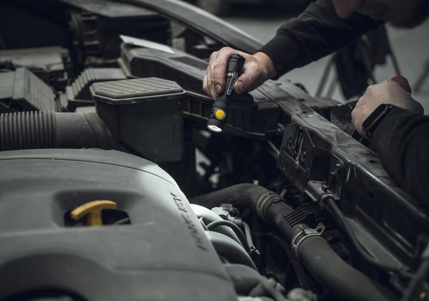 Armytek Partner C2 Magnet USB (теплый свет)