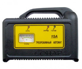 Зарядное устройство для тяговых аккумуляторов 15А (12В)