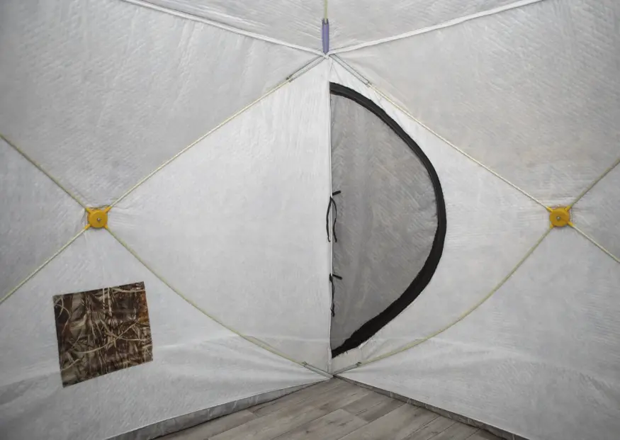 Палатка зимняя КУБ 4 камуфляж (трехслойная), с навесом, швы проклеены